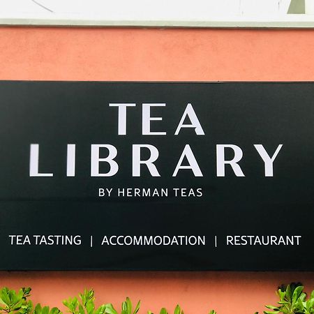 לינה וארוחת בוקר היקדואה Tea Library מראה חיצוני תמונה